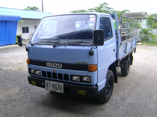 ขายรถ 4 ล้อ NKR58E เครื่อง4BE1 110 แรง เครื่องดีไม่มีไอ สภาพพร้อมใช้งาน