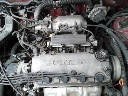 ซีวิคท้ายแดงพร้อมใช้เกียร์ออโต้ เครื่องหัวฉีด ปี 92