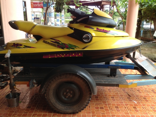 ขายเรือเจ็ทสกี สภาพสวย โทร 0812628564