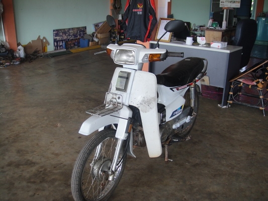 ขายดรีม คุรุสภา สีขาว สภาพสวยพร้อมใช้งาน ( ทะเบียนพร้อมชุดโอน ) ขายดรีม คุรุสภา สีขาว สภาพสวยพร้อมใช้งาน ( ทะเบียนพร้อมชุดโอน )