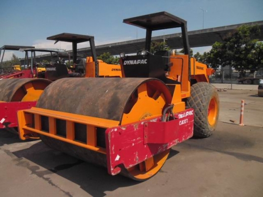 ขายรถบด DYNAPAC  CA30D  สภาพสวย
