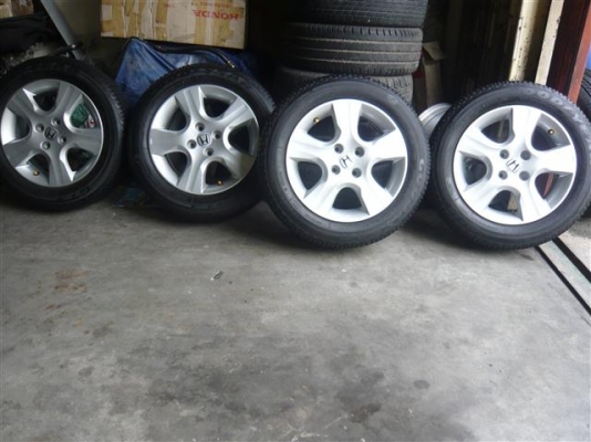ล้อแม็กซ์ Honda Jazz2010 ขอบ 15 พร้อมยางสวยเลย