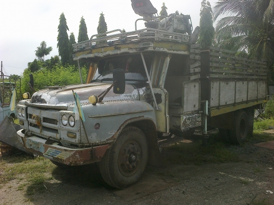 ขายรถ 6 ล้อหน้ายาว พร้อมเครนHIAB