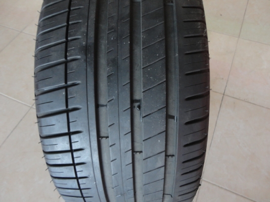 MICHELIN 255/35/18 pilot sport 3