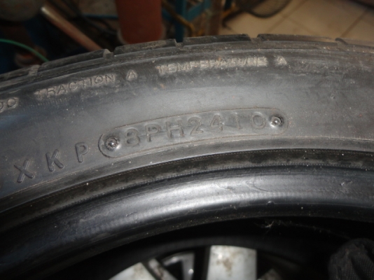 NITTO 555 285/35/18 ปี 2010