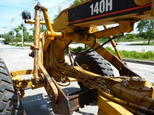 ขายรถเกรด CAT 140H , sn;2ZK08136 ,yr.2003,hr.9887 ติดสแควริฟายจากนอก ยางใหม่ 085-9049669