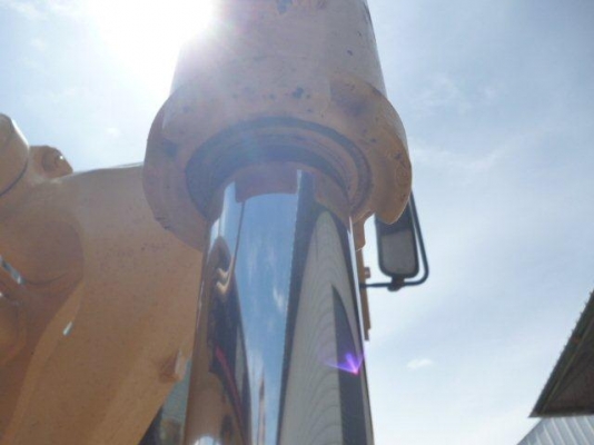 ขายรถเกรด CAT 140H , sn;2ZK08136 ,yr.2003,hr.9887 ติดสแควริฟายจากนอก ยางใหม่ 085-9049669