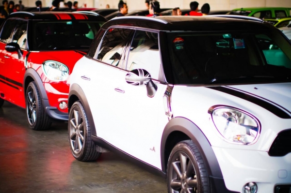 ขายด่วนครับ minicopper s country man ปี2012 ขายด่วนครับ minicopper s country man ปี2012