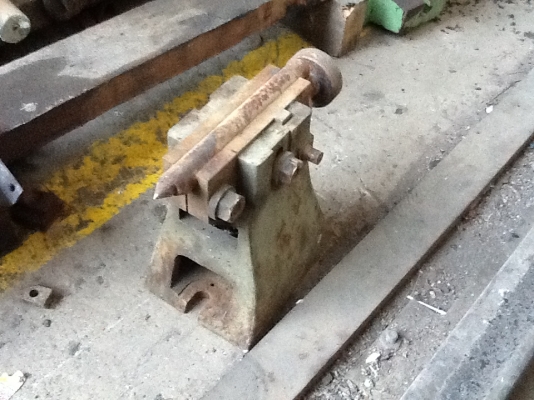 เครื่องเจียร์เพลา นอก-ใน Cometa HMI 1000B เครื่องเจียร์เพลา นอก-ใน Cometa HMI 1000B