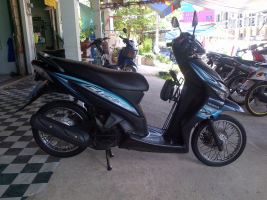 ขาย!ฮอนด้าคลิ๊ก ปี50 รถเครื่องเดิมแน่นๆ  พร้อมใช้ ทะเบียน+เอกสารโอน ภาษีไม่หมด