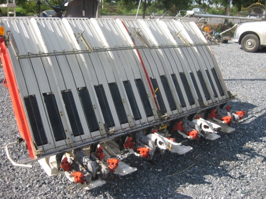 รถดำนา รถดำนา