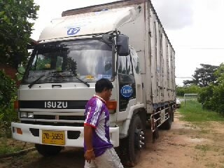 หกล้อ ISUZU ROKCYยาว7.20เมตร เครือง6BD1 แอร์POWER เบรคจิ๊ฟฟี้คัชซีใหญ่ ยาง900สภาพสวยเดิมจากห้าง หกล้อ ISUZU ROKCYยาว7.20เมตร เครือง6BD1 แอร์POWER เบรคจิ๊ฟฟี้คัชซีใหญ่ ยาง900สภาพสวยเดิมจากห้าง