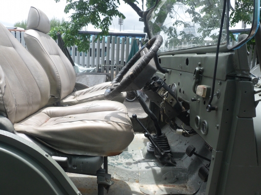 ขายจี๊ปและพ่วงหลัง ขายจี๊ปและพ่วงหลัง