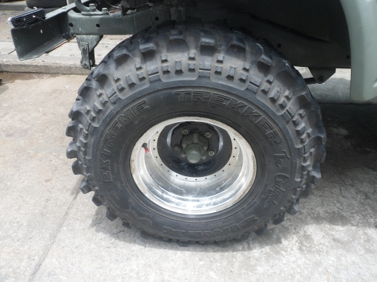 ขายจี๊ปและพ่วงหลัง ขายจี๊ปและพ่วงหลัง