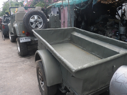 ขายจี๊ปและพ่วงหลัง ขายจี๊ปและพ่วงหลัง