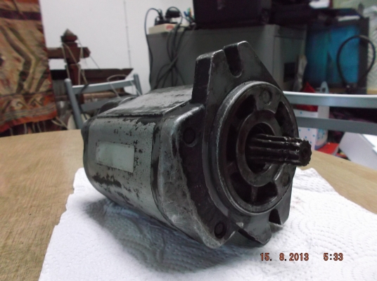 Hydraulic Pump for Truck - Crane