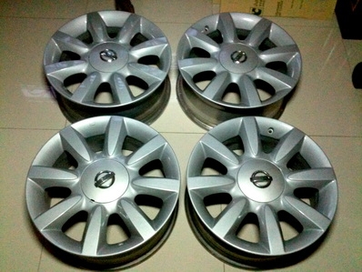 แม็กซ์ TEANA 17 นิ้ว 5รู114.3 ลาย หายากครับ สภาพใหม่ทั้งชุด ฝาครบ แม็กซ์ TEANA 17 นิ้ว 5รู114.3 ลาย หายากครับ สภาพใหม่ทั้งชุด ฝาครบ