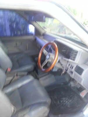 ฝากขายรถบ้าน  ISUZU  มังกรทอง  ปี  95  หน้าหนูตัวโปรดค่ะ