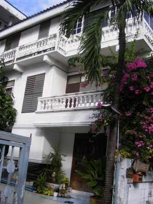 ขายบ้านพร้อมหอพักใกล้สถานีรถไฟบางซ่อน