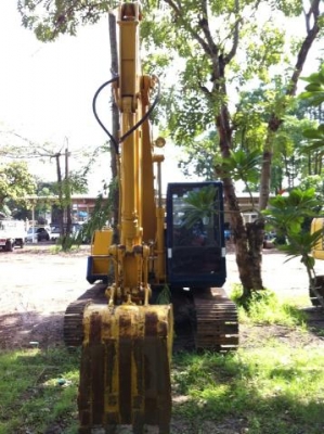 ขายรถแบ็คโฮ komatsu pc 100 รุ่น 3 เครื่องเดิม ปั๊มเดิม รถพร้อมใช้งาน เอกสารสัญญาซื้อขาย