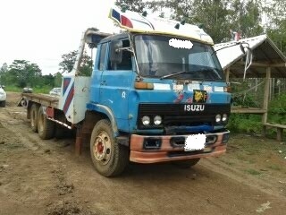 ขายเทเลอร์ ISUZU JCM 1เพลา สภาพสวยพร้อมใช้ ติดต่อได้ที่คุณ อ๊อฟ พิจิตร 086-737-9991