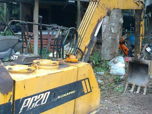 KOMATSU PC20-3 มีลายหัวเจาะ เครื่องช่วงล่างดี