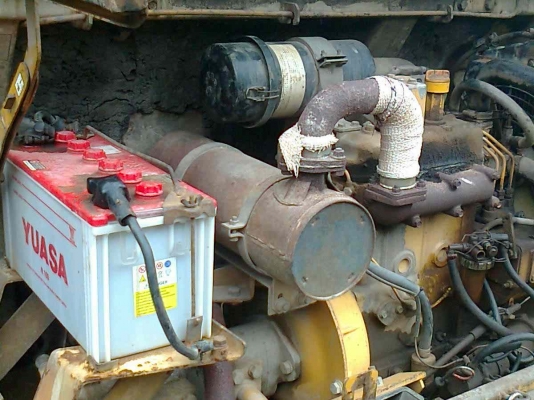 KOMATSU PC20-3 มีลายหัวเจาะ เครื่องช่วงล่างดี