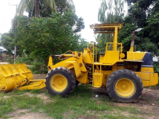 ขายรถตัก wa100 พร้อมใช้งาน