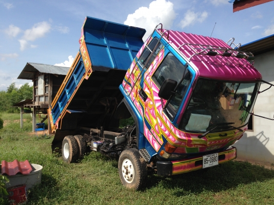 ขายรถ6ล้อดั้ม ISUZU ROCKY เครื่อง 195 แรงม้า