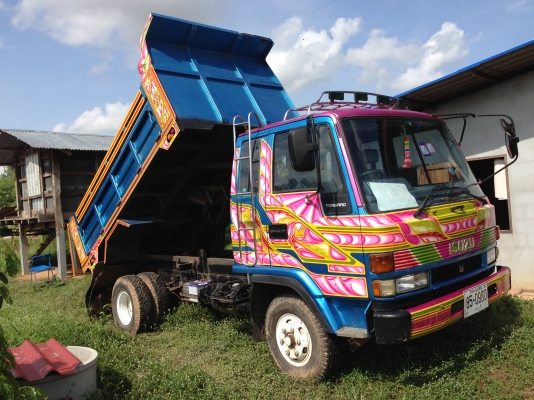 ขายรถ6ล้อดั้ม ISUZU ROCKY เครื่อง 195 แรงม้า