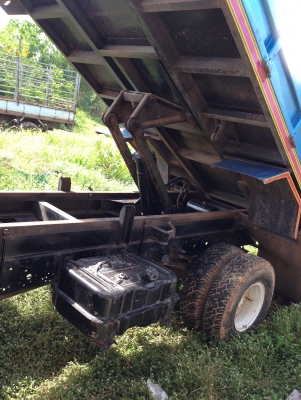 ขายรถ6ล้อดั้ม ISUZU ROCKY เครื่อง 195 แรงม้า