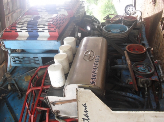 ขายรถเกี่่ยว HINO 3M SAKPATTANA อุ้ม 2.2 ตัน