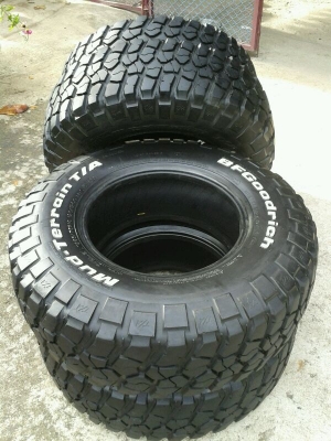 ขายยาง Mud BF Km2 ขนาด 265/75R16 ขายยาง Mud BF Km2 ขนาด 265/75R16