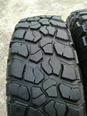 ขายยาง Mud BF Km2 ขนาด 265/75R16 ขายยาง Mud BF Km2 ขนาด 265/75R16