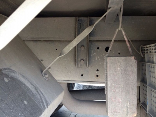 รถอีซูซุ 10 ล้อ รั่ว FVM 230 แรงม้า ปี 50   สนใจติดต่อ 081 - 6079515