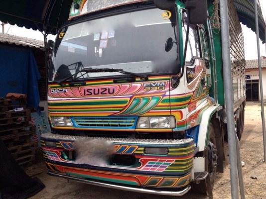 รถอีซูซุ 10 ล้อ รั่ว FVM 230 แรงม้า ปี 50   สนใจติดต่อ 081 - 6079515