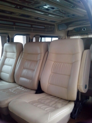 บริการให้เช่า รถตู้ VIP. 10 ที่นั่ง ดีเซล