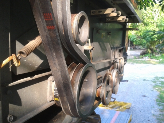 ขายรถเกี่ยวข้าว dc68พร้อมเทเลอร์