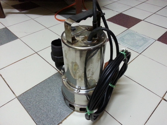 ขายไดโว่สูบน้ำสแตนเลสแบบมีลูกลอยพร้อมใช้งาน