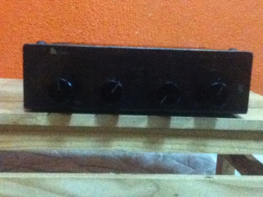 ขาย Nakamichi รุ่น EC-200 ของแท้ๆสภาพตามรูปครับ ขาย 3500.-