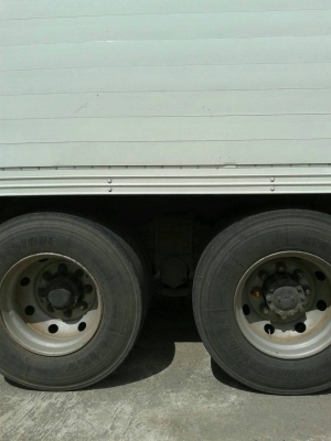 รถอีซซุ 10 ล้อ ตู้เย็น 230 แรงม้า ปี 47 สนใจติดต่อ 081 - 6079515 รถอีซซุ 10 ล้อ ตู้เย็น 230 แรงม้า ปี 47 สนใจติดต่อ 081 - 6079515