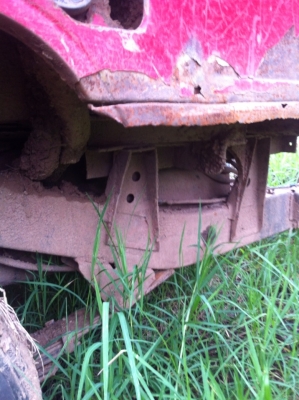 ขายแชสซี LN56 พร้อมช่วงล่าง ราคา 13500 บาท ขายแชสซี LN56 พร้อมช่วงล่าง ราคา 13500 บาท