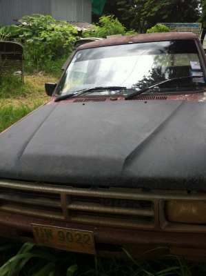 ขายแชสซี LN56 พร้อมช่วงล่าง ราคา 13500 บาท ขายแชสซี LN56 พร้อมช่วงล่าง ราคา 13500 บาท