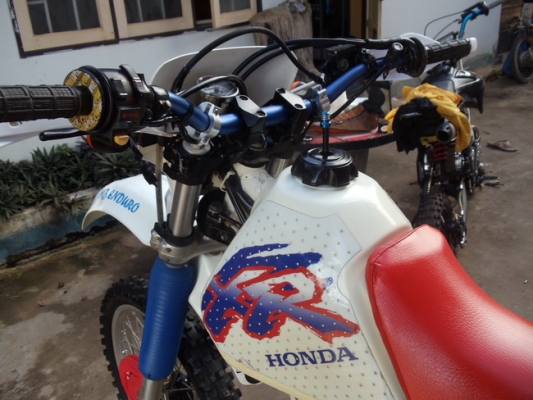 ขาย xr250r ปี 93 ตัวแข่งถังพลาสติก ขาย xr250r ปี 93 ตัวแข่งถังพลาสติก