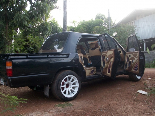 ขายรถแต่ง  พร้อมใช้  หรือ แลกกระบะใช้งานก็ใด้ครับ