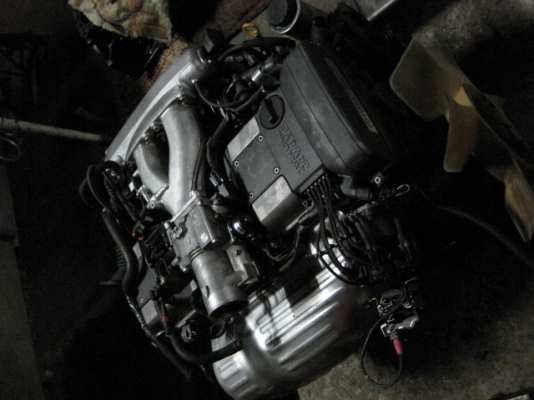 เครื่อง2JZ-ge ฝาดำรุ่นพิเศษ สภาพใหม่มาก