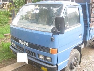 ขายหกล้อ NPR 115 แรง F หน้าหลัง พร้อมใช้ 088-4501277