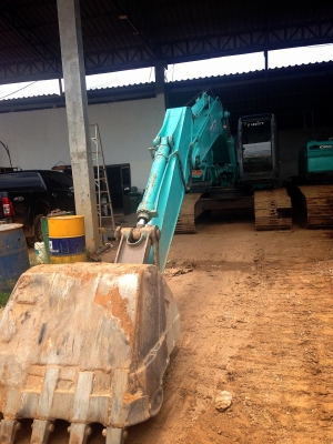 ขายรถแบ็คโฮ KOBELCO SK200 mark5