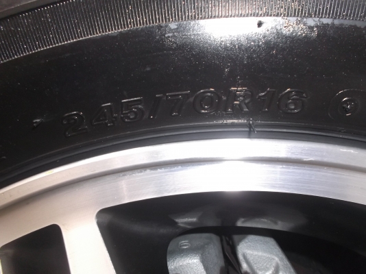 ล้อแม็ก พร้อมยาง ISUZU ล้อแม็ก พร้อมยาง ISUZU