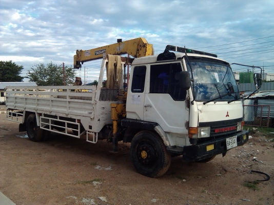ขายรถบรรทุกหกล้อ MITSUBISHI FUSO ปี 45 ติดเครน TANADO 3 TON 4 ปลอก เครื่อง 195 แรงม้า ยาง 900 กระบะยาว 6.50 m.